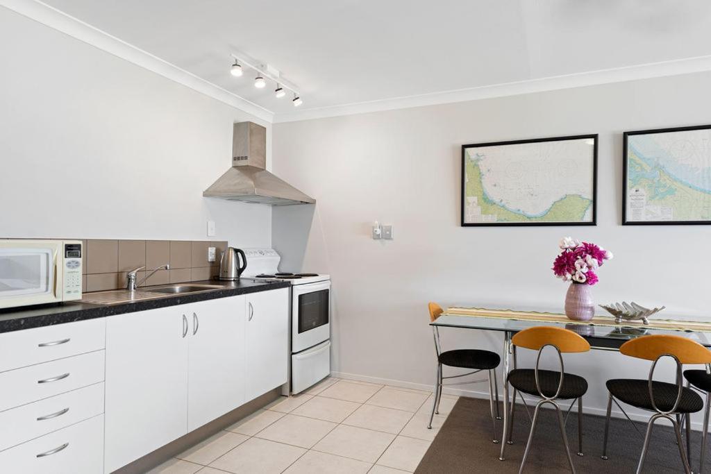 The Sandcastle - Papamoa Holiday Apartment Εξωτερικό φωτογραφία